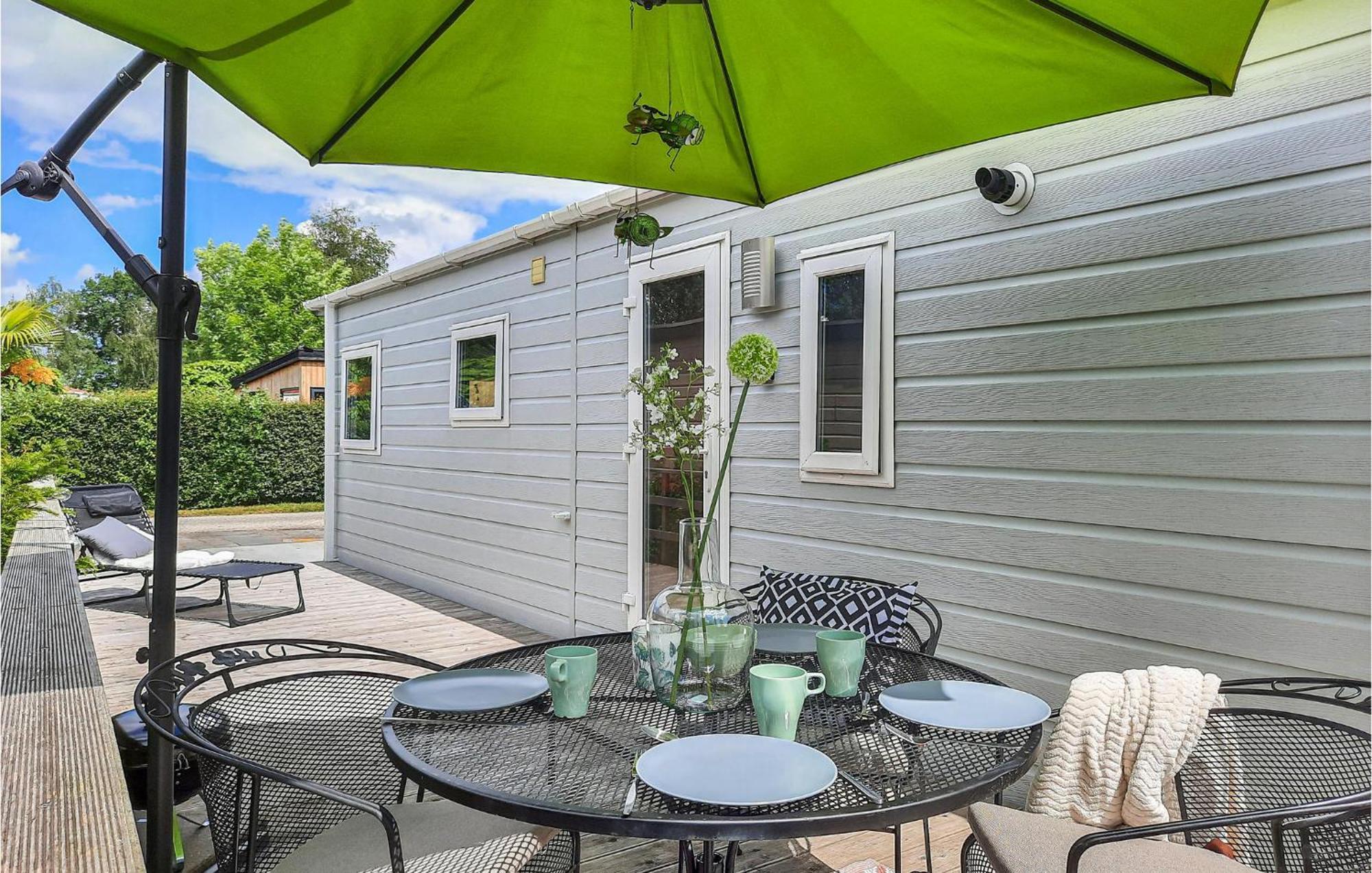 3 Bedroom Beautiful Home In Heinkenszand Bagian luar foto
