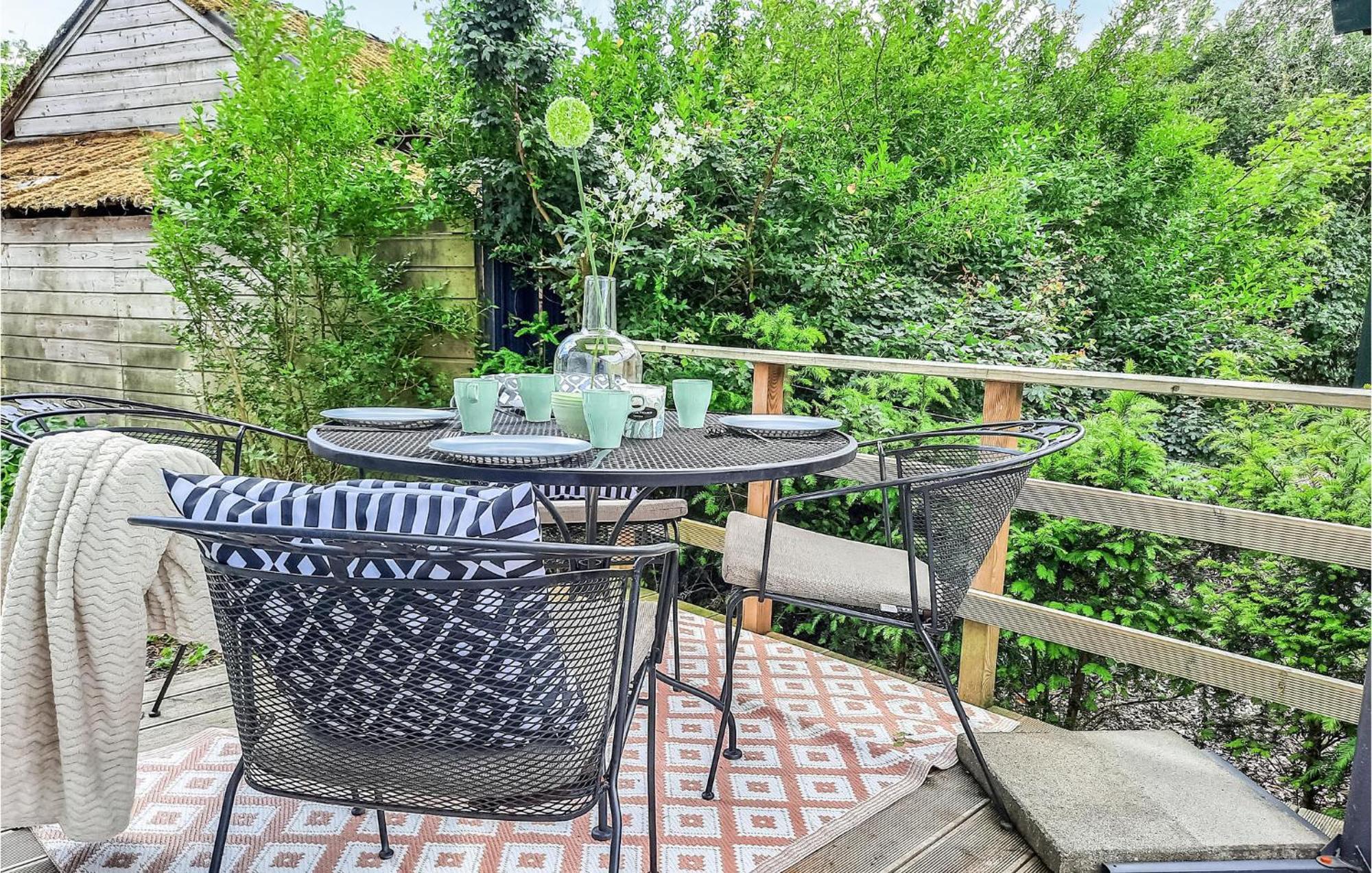 3 Bedroom Beautiful Home In Heinkenszand Bagian luar foto